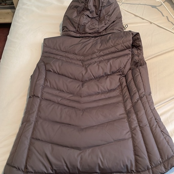 Michael kors vest worn once - Picture 3 of 3